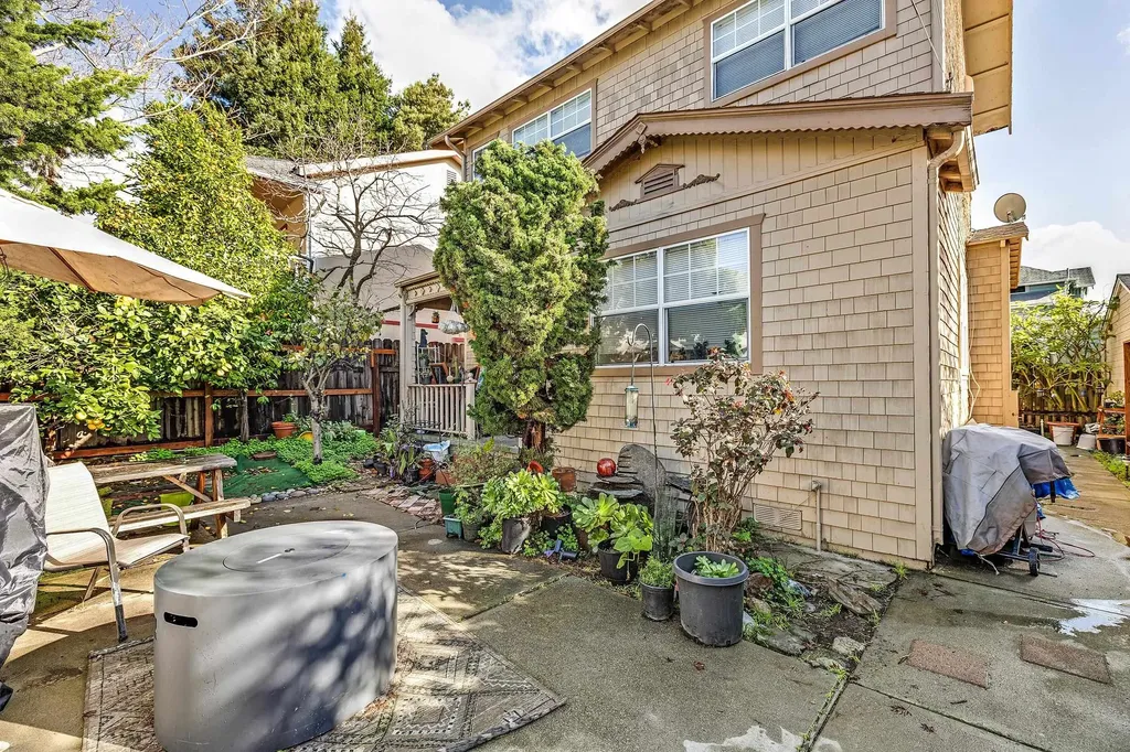 976 Park Street Alameda CA 94501