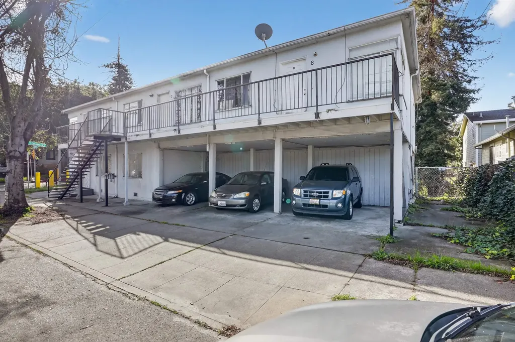 4343 Brookdale Avenue Oakland CA 94601