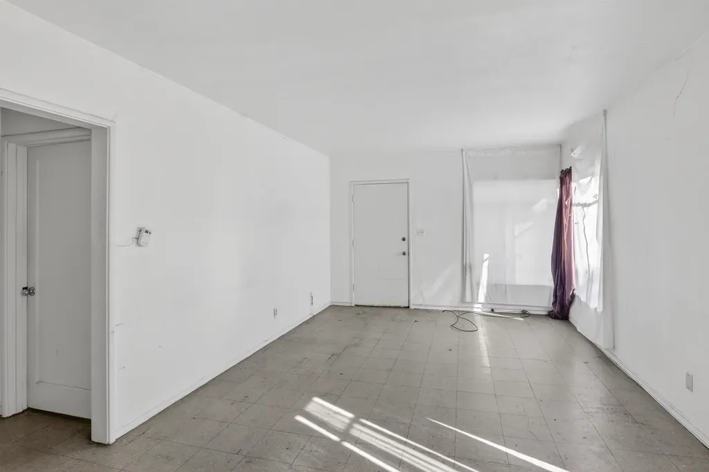 4343 Brookdale Avenue Oakland CA 94601
