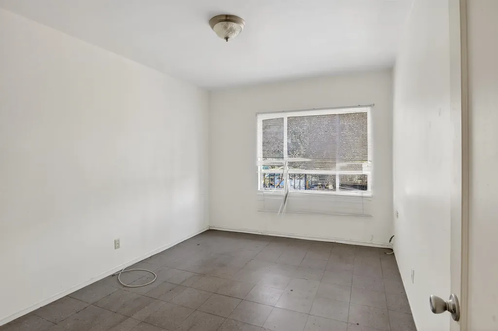 4343 Brookdale Avenue Oakland CA 94601