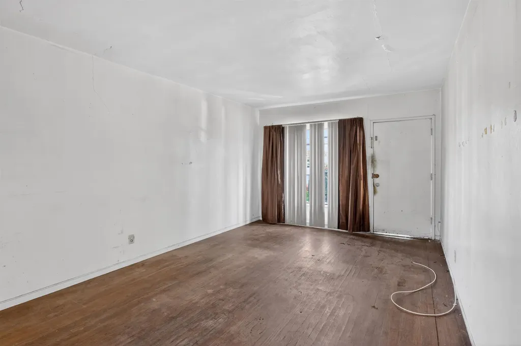 4343 Brookdale Avenue Oakland CA 94601