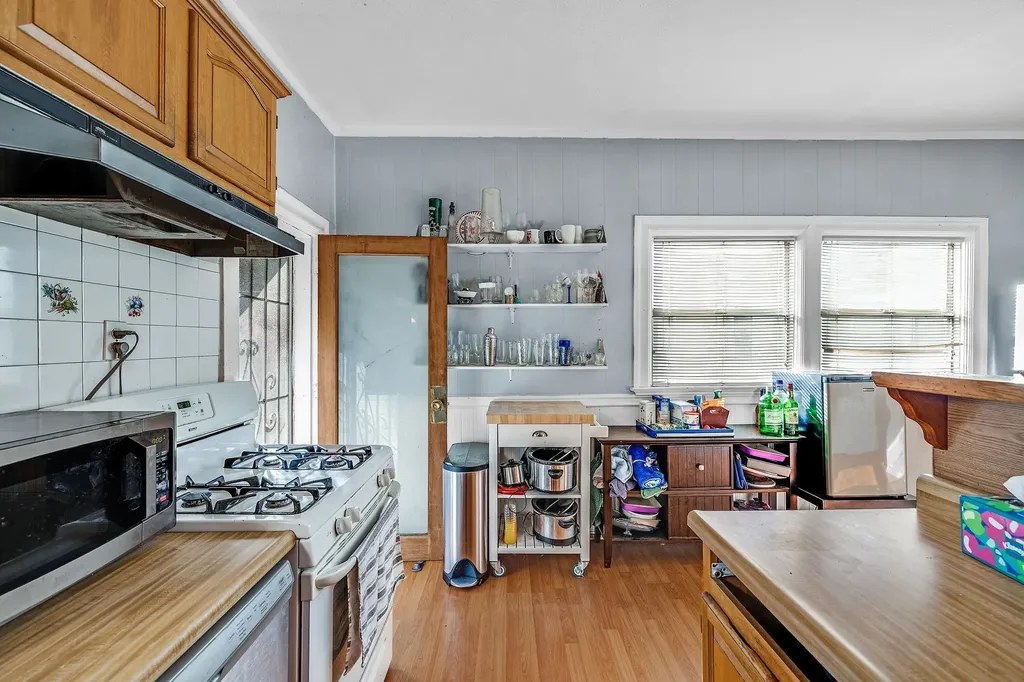 976 Park Street Alameda CA 94501