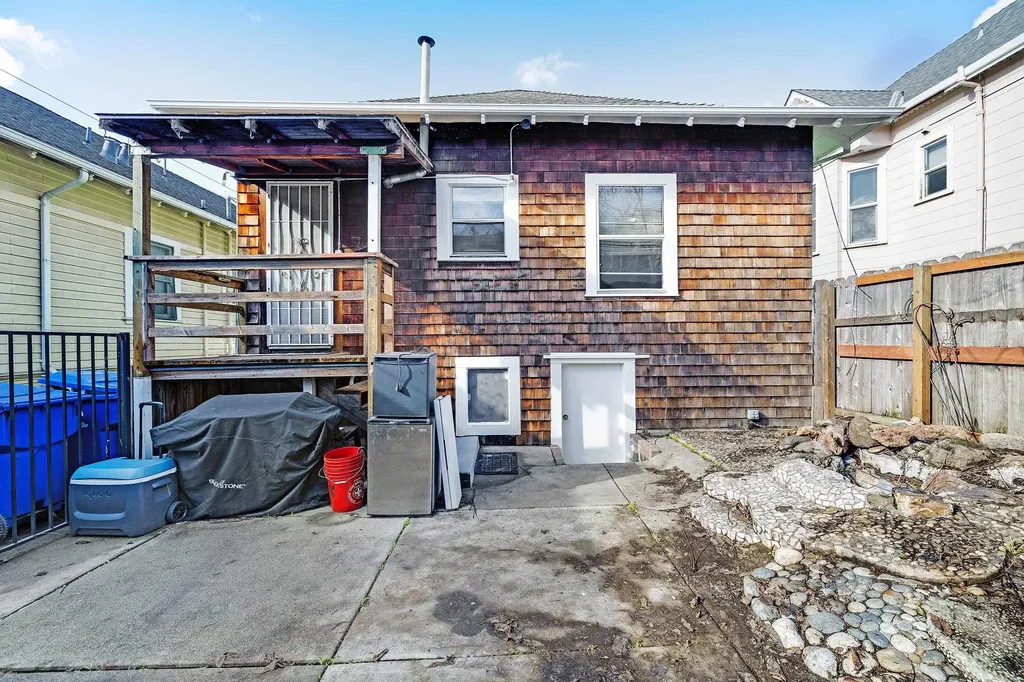 976 Park Street Alameda CA 94501