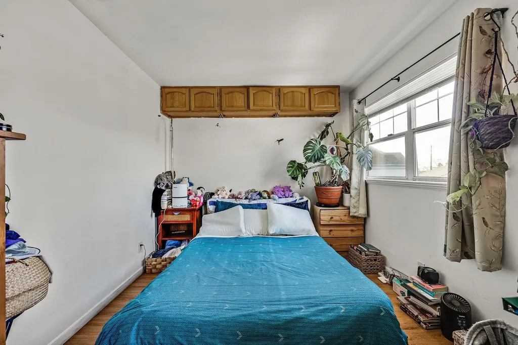 976 Park Street Alameda CA 94501