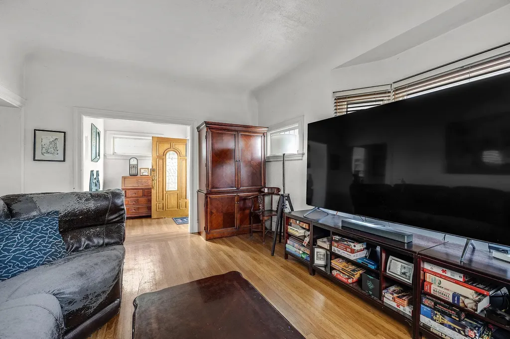 976 Park Street Alameda CA 94501