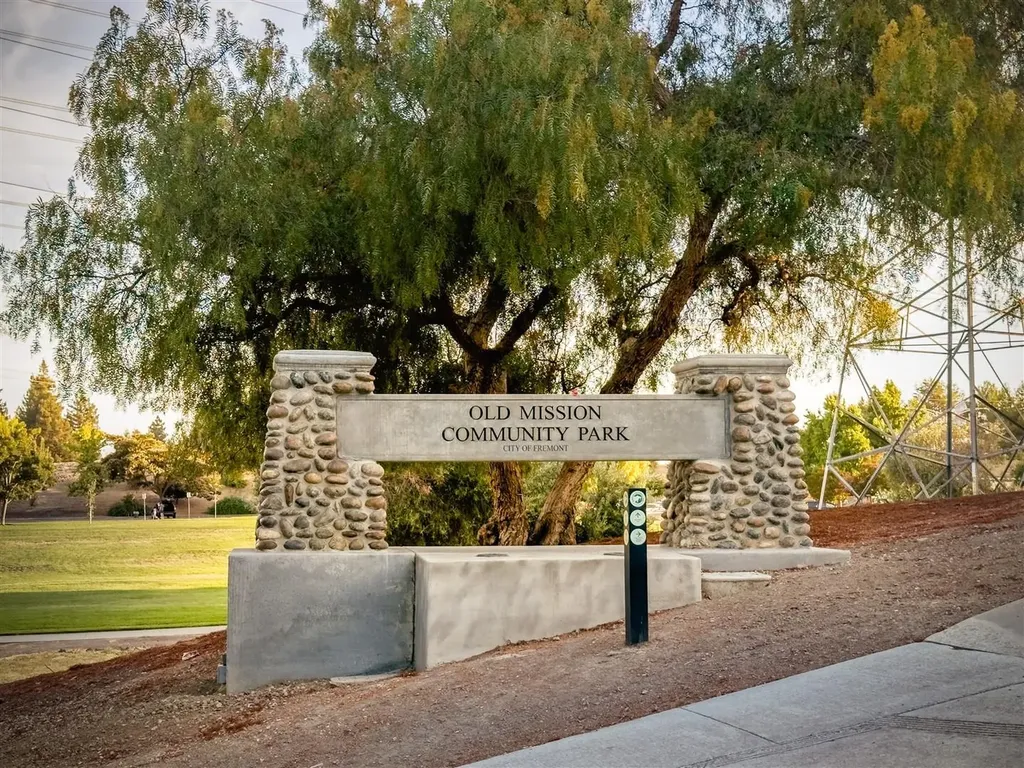 341 Dana Street Fremont CA 94539