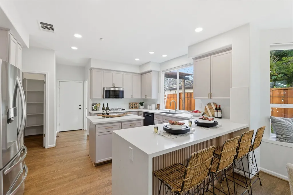 1147 Rebecca Drive Livermore CA 94550