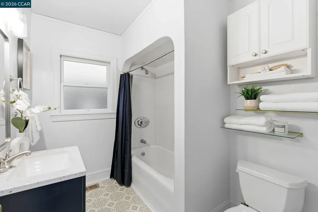 2142 Grant Street Concord CA 94520