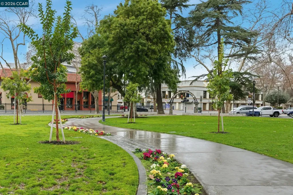 2142 Grant Street Concord CA 94520