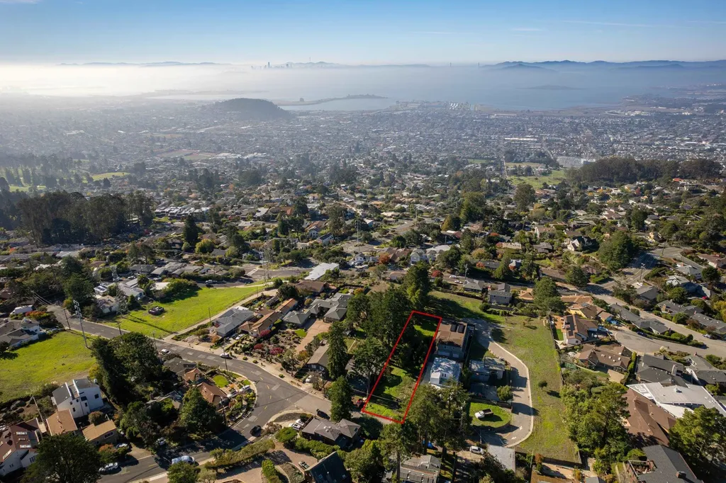 911 Clark Place El Cerrito CA 94530