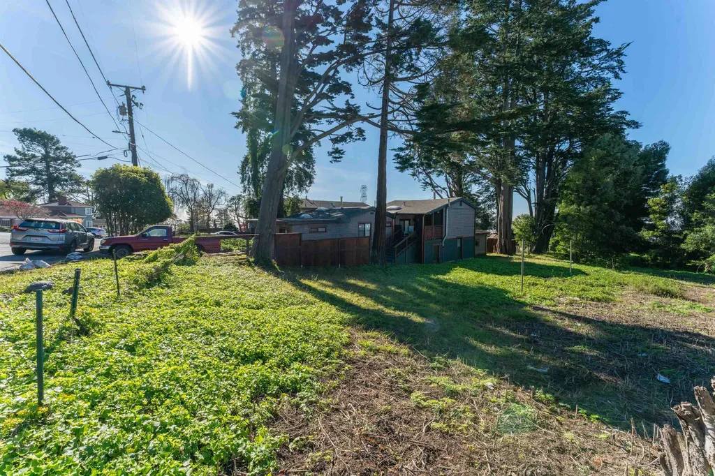 911 Clark Place El Cerrito CA 94530