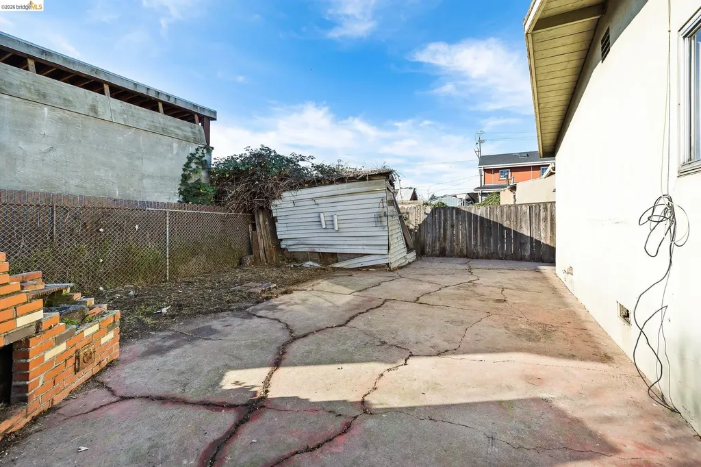 118 Maine Avenue Richmond CA 94804