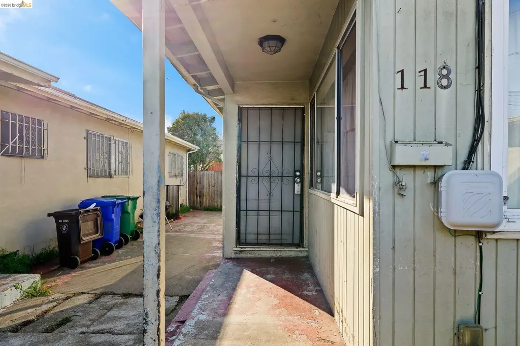 118 Maine Avenue Richmond CA 94804