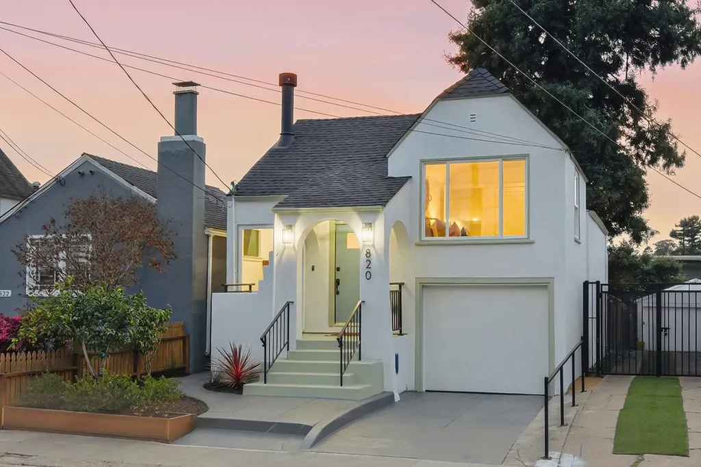 Albany CA, 820 Key Route Boulevard