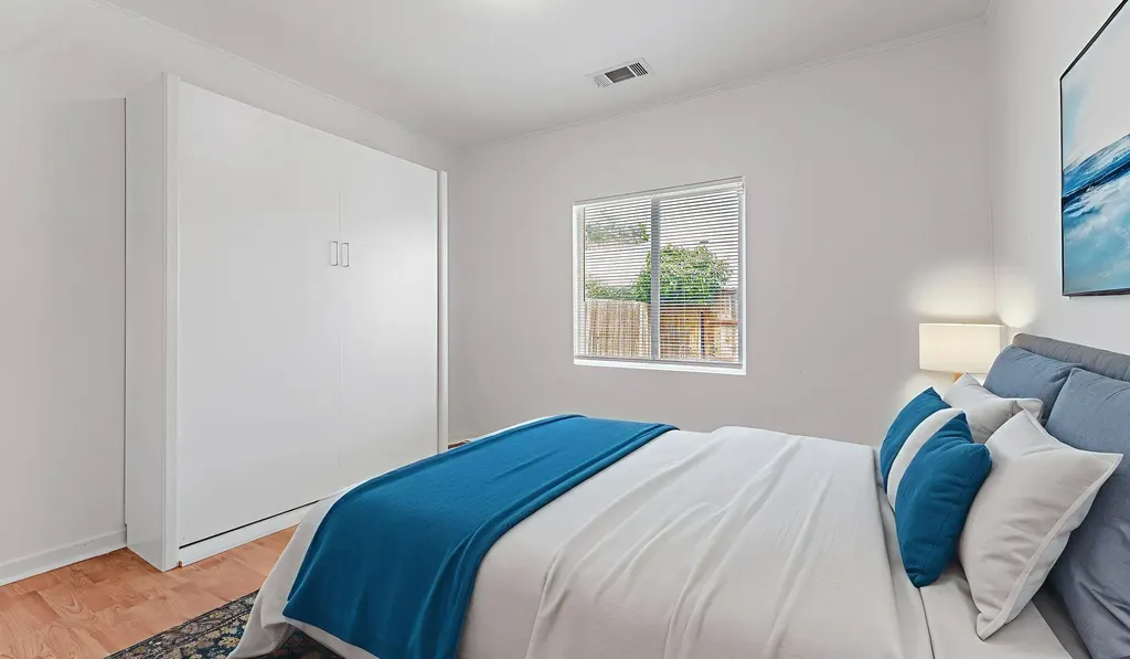 528 La Prenda Drive Oakland CA 94603