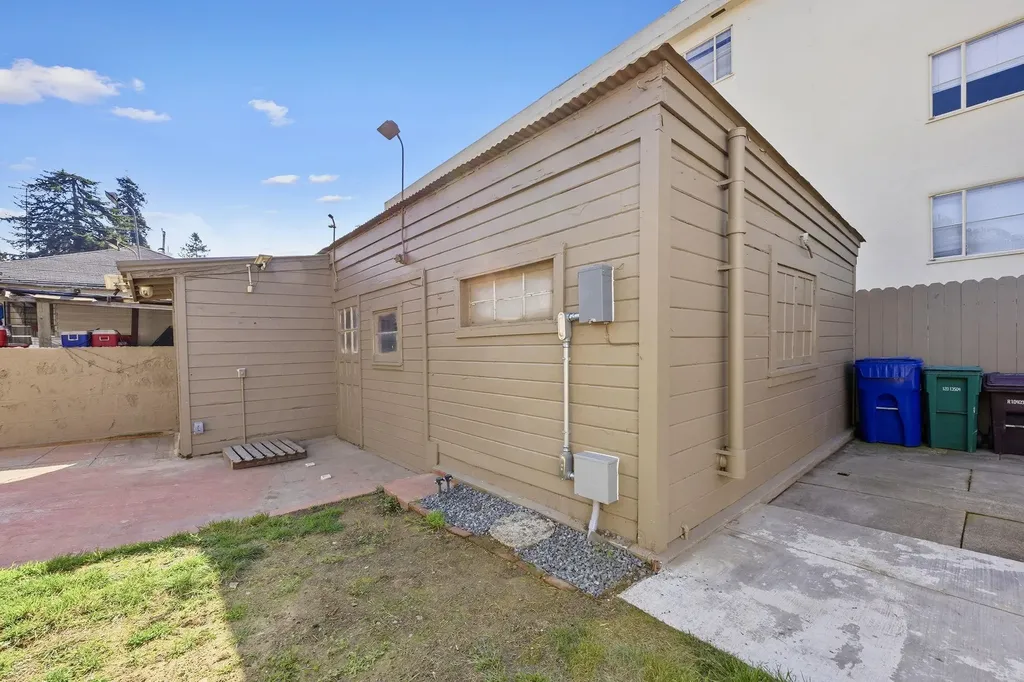 4175 Culver Street Oakland CA 94619