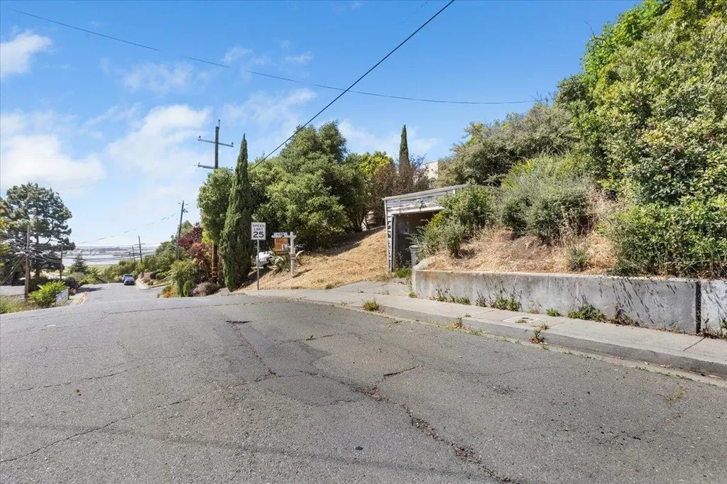 516 Hichborn Street Vallejo CA 94590