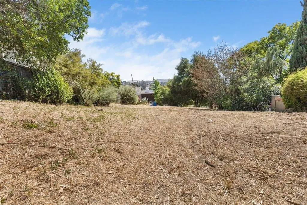 516 Hichborn Street Vallejo CA 94590