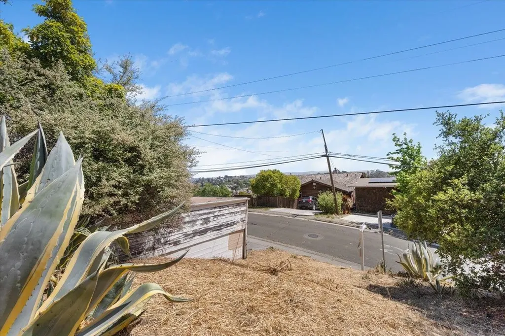 516 Hichborn Street Vallejo CA 94590