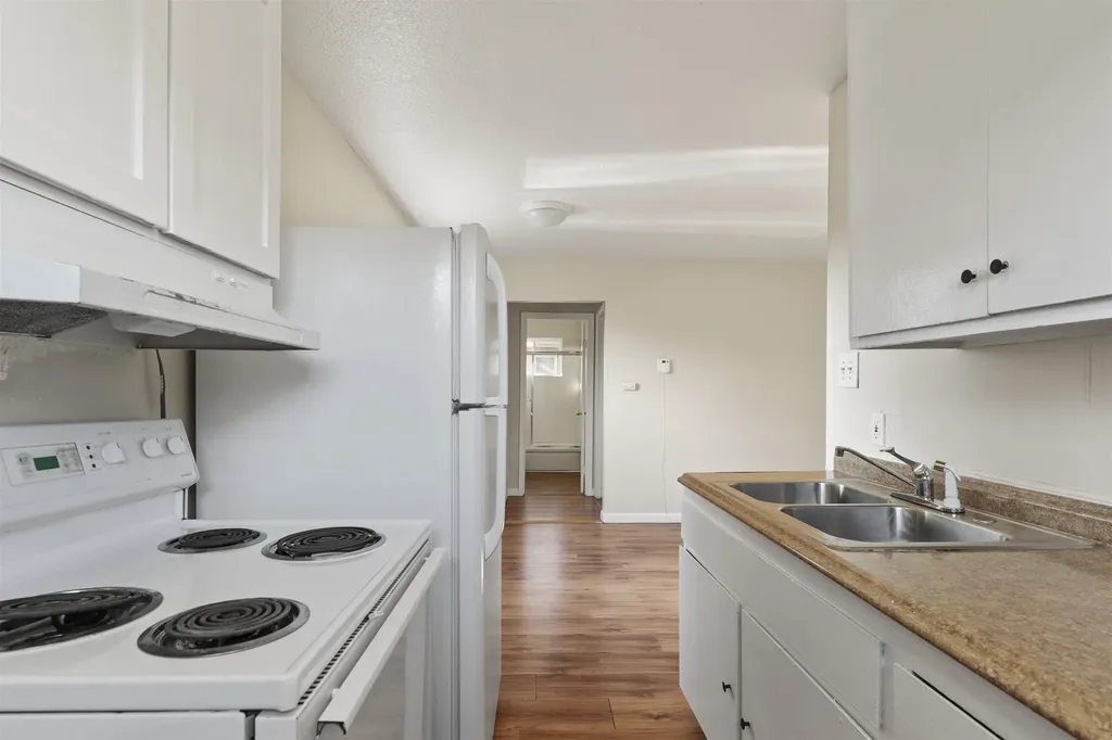 128 Catron Drive Oakland CA 94603