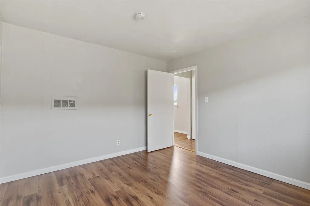 128 Catron Drive Oakland CA 94603