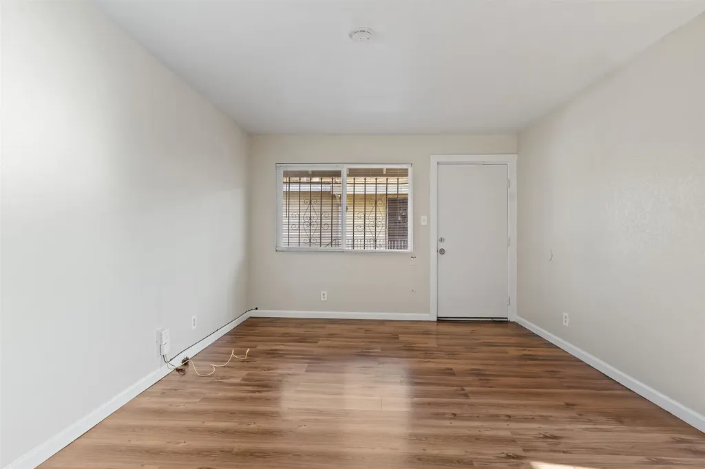 128 Catron Drive Oakland CA 94603
