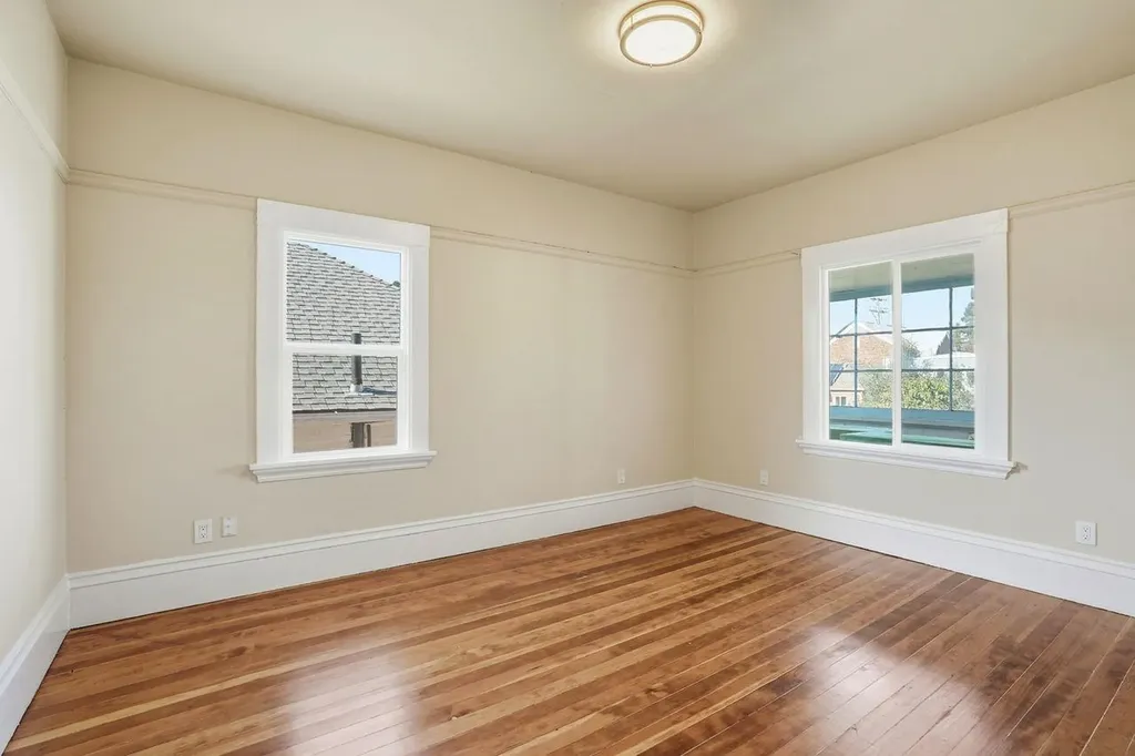 604 56th Street Oakland CA 94609