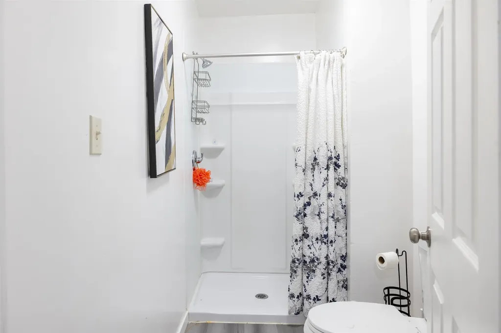 592 Willow Avenue Hayward CA 94541