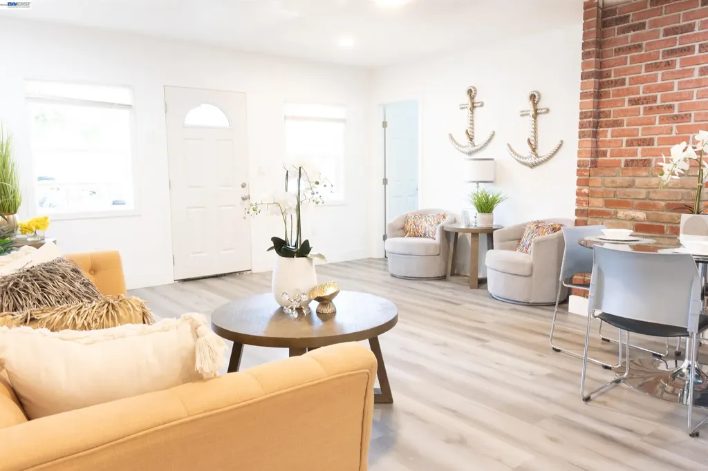 592 Willow Avenue Hayward CA 94541