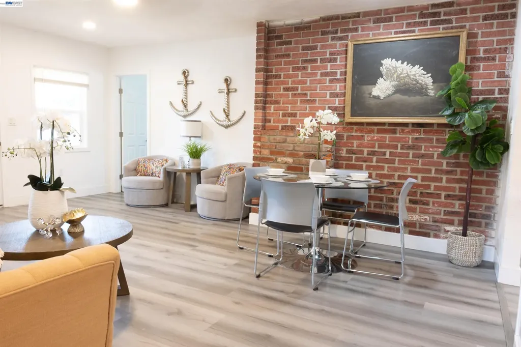 592 Willow Avenue Hayward CA 94541
