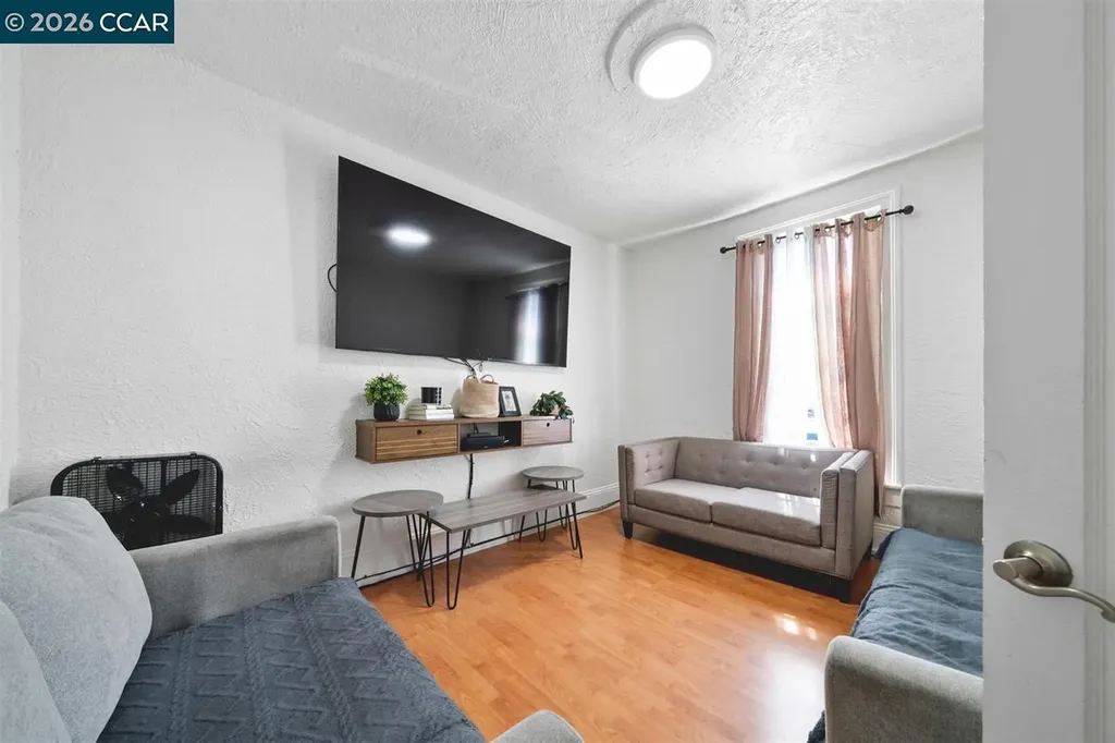 1707-1709 Peralta Street Oakland CA 94607