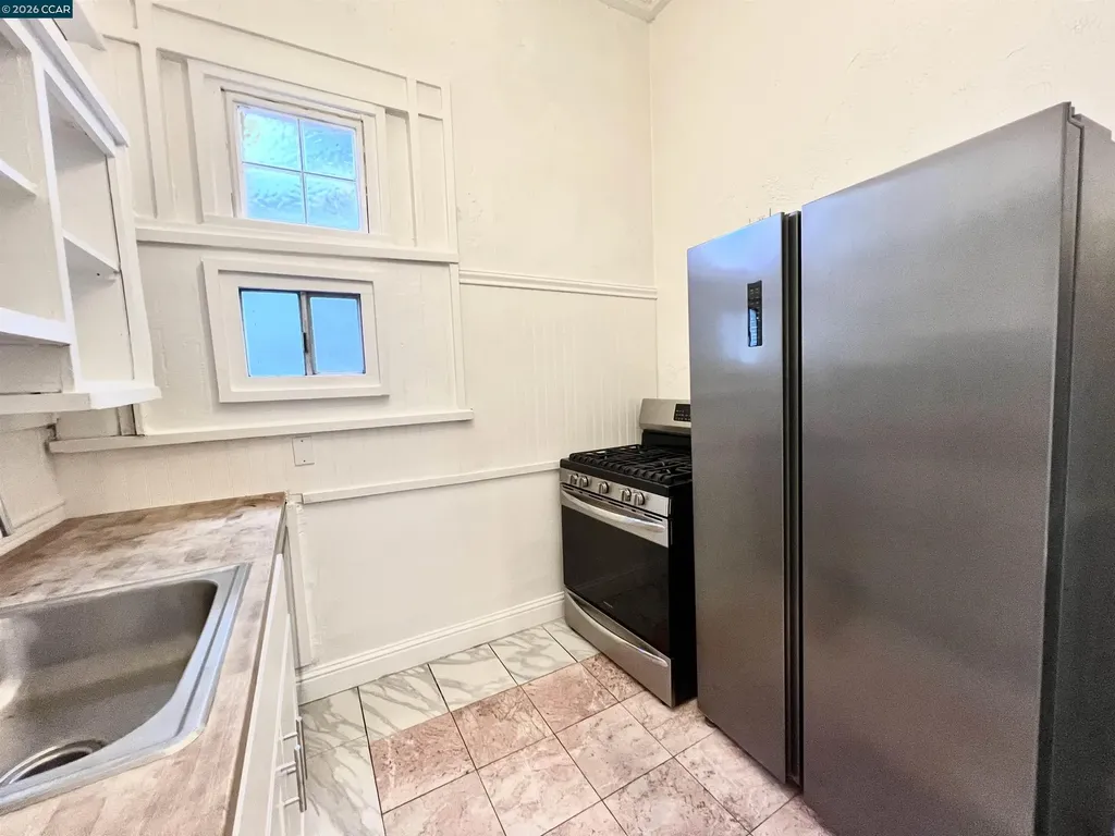 1707-1709 Peralta Street Oakland CA 94607