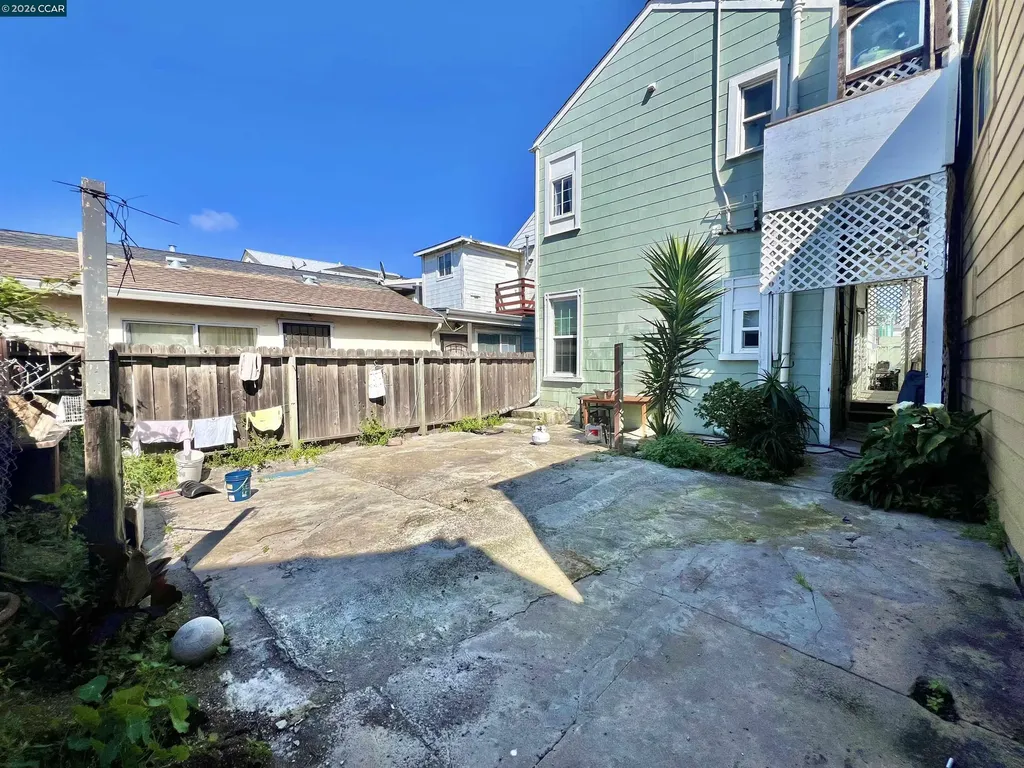 1707-1709 Peralta Street Oakland CA 94607