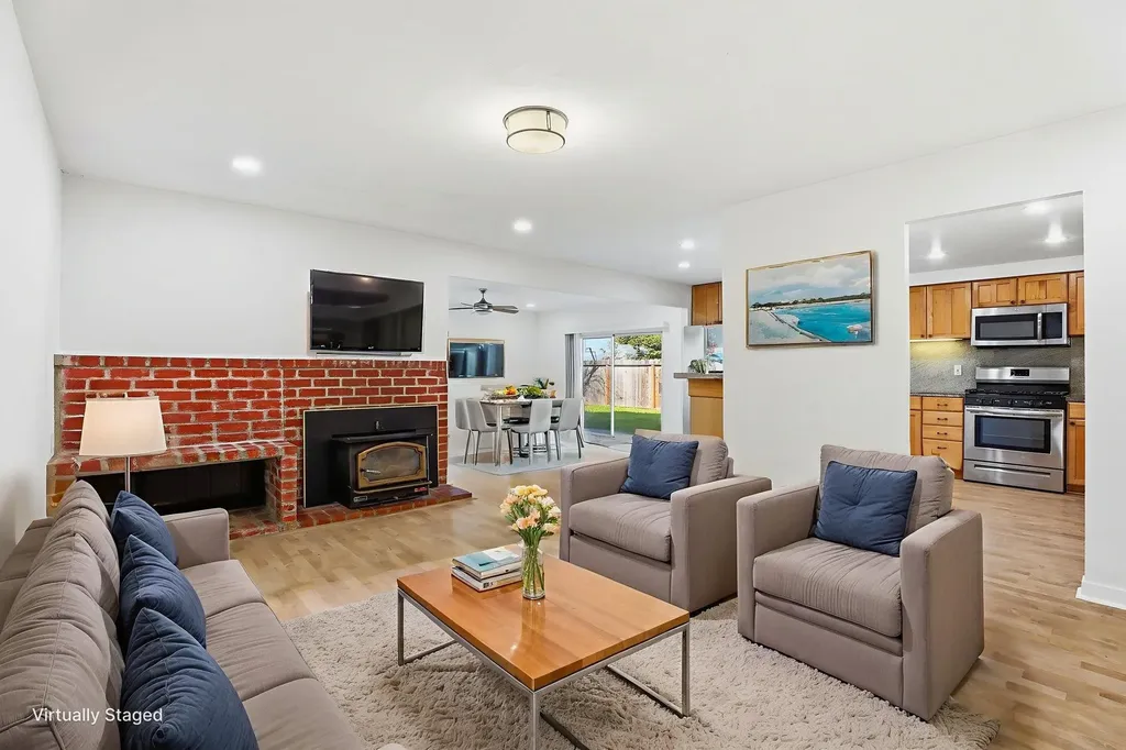 2060 Broadmoor Street Livermore CA 94551