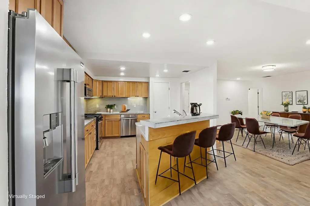 2060 Broadmoor Street Livermore CA 94551