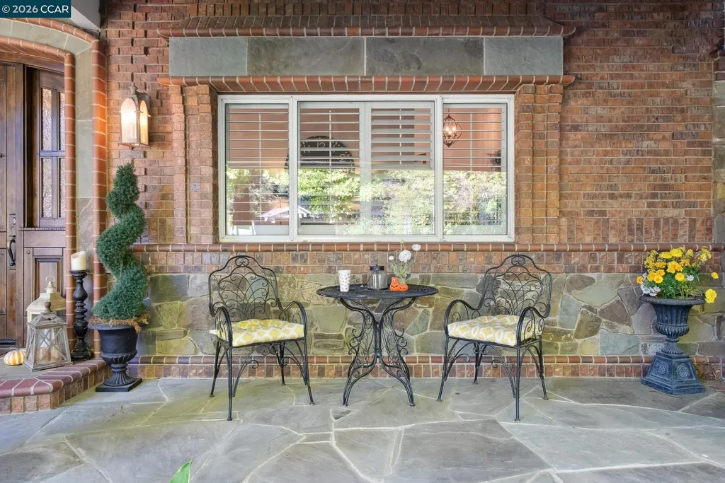 2031 Scarlet Oak Place Danville CA 94506