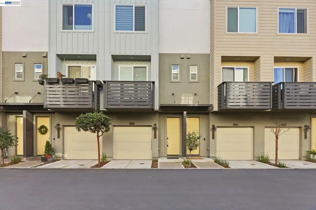 931 Edy Lane Oakland CA 94607