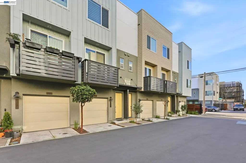 931 Edy Lane Oakland CA 94607