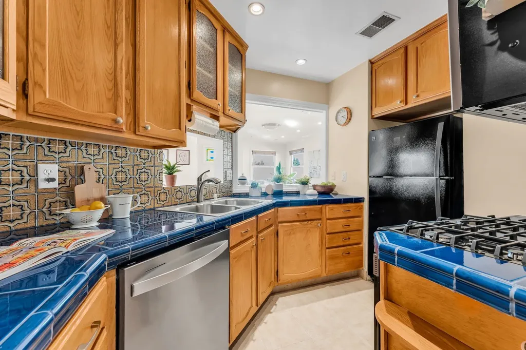 595 22nd Street Oakland CA 94612