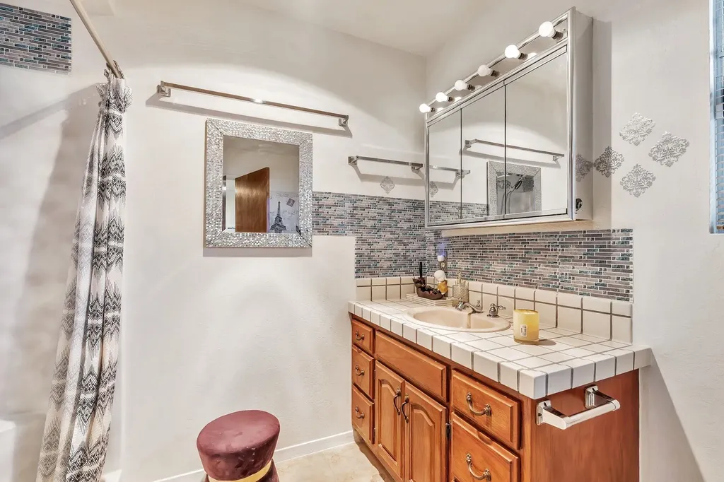 71 Taylor Place Bethel Island CA 94511