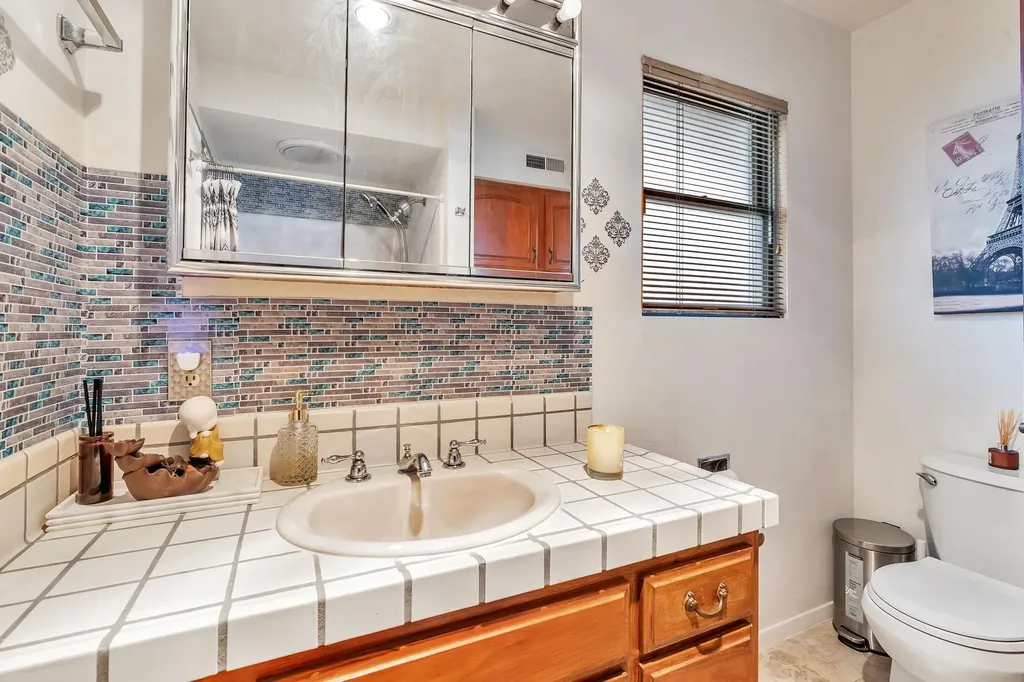 71 Taylor Place Bethel Island CA 94511