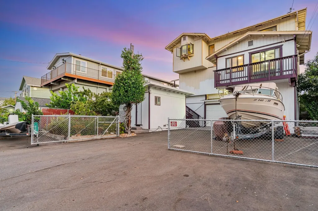 71 Taylor Place Bethel Island CA 94511