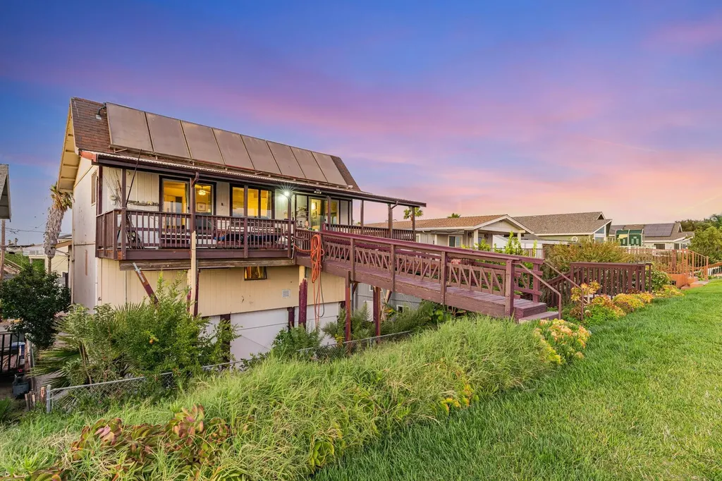 71 Taylor Place Bethel Island CA 94511