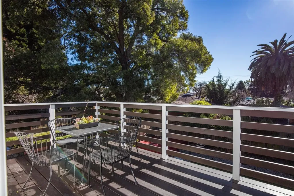 1524 Blake Street Berkeley CA 94703