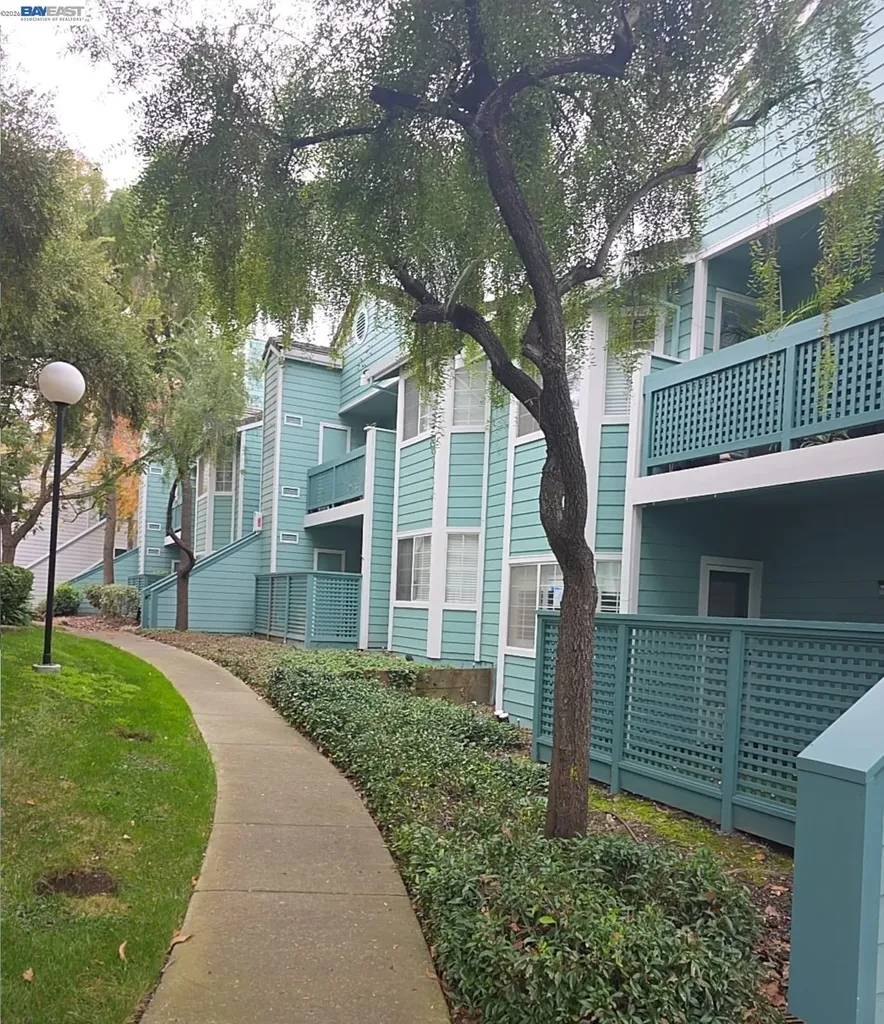 303 Dursey Drive Pinole CA 94564