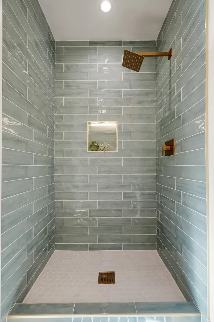 2151 Santa Rita Street Oakland CA 94601