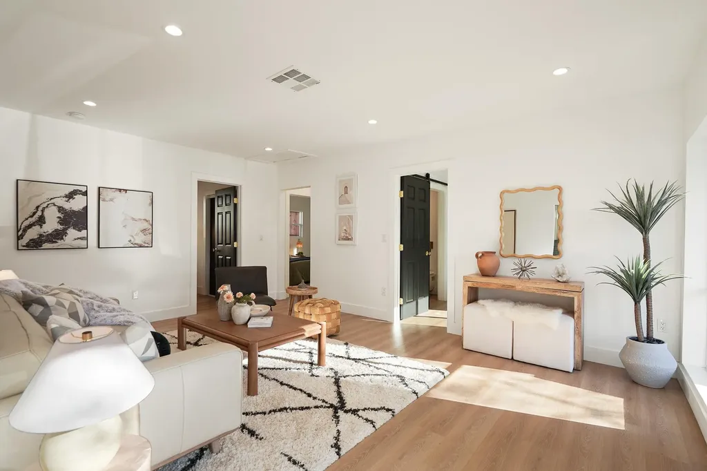 2151 Santa Rita Street Oakland CA 94601