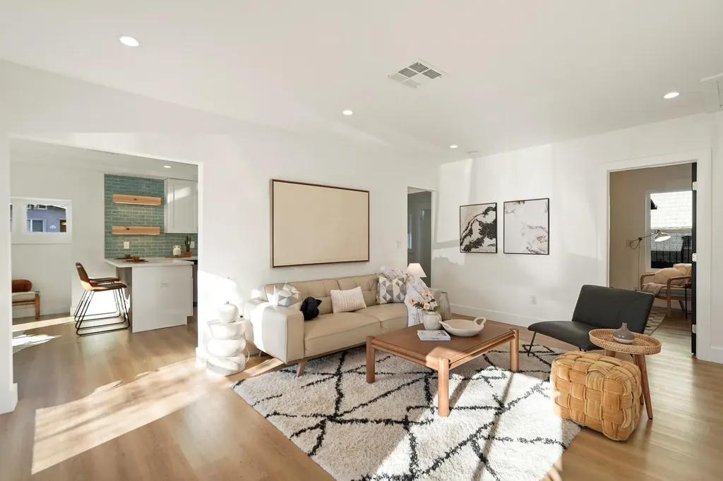 2151 Santa Rita Street Oakland CA 94601