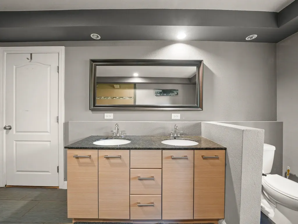 6208 Oakdale Avenue Oakland CA 94605