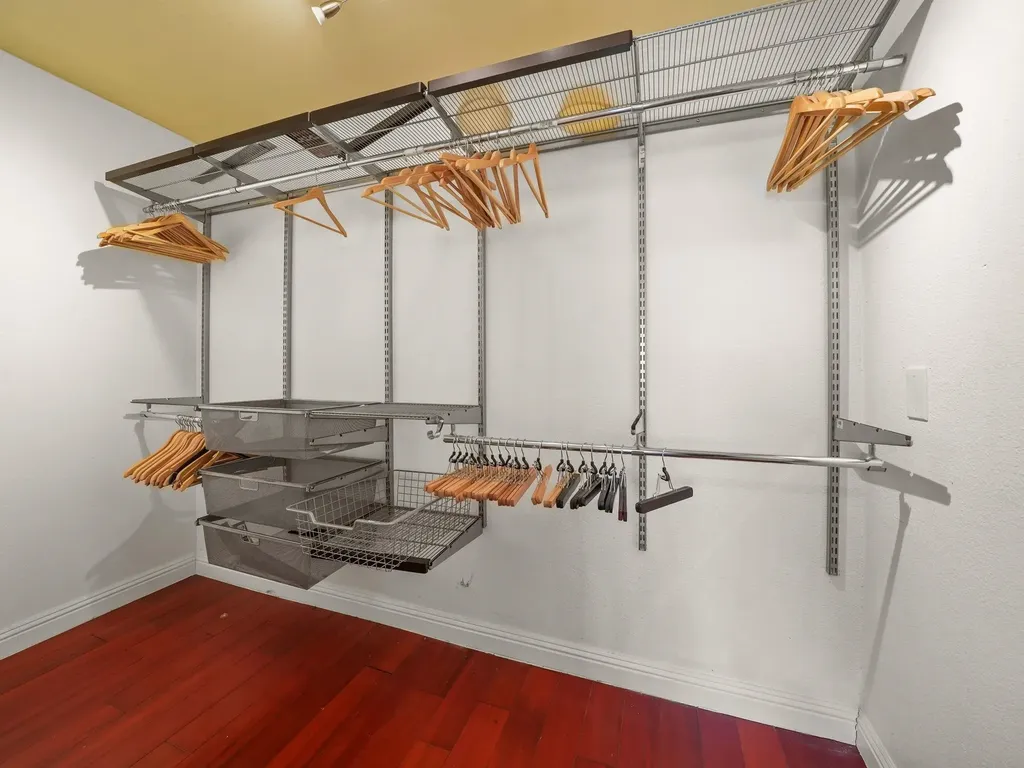 6208 Oakdale Avenue Oakland CA 94605